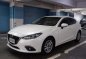 Selling White Mazda 3 2014 Automatic Gasoline at 30000 km-2