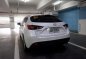 Selling White Mazda 3 2014 Automatic Gasoline at 30000 km-4