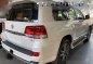 Selling White Toyota Land Cruiser 2019 Automatic Diesel-2