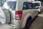 Selling White Suzuki Grand Vitara 2017 in Makati -3