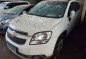 Selling White Chevrolet Orlando 2013 in Makati -3