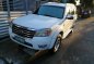 Selling White Ford Everest 2009 Automatic Diesel at 80000 km -0