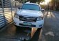 Selling White Ford Everest 2009 Automatic Diesel at 80000 km -6