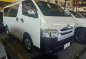Selling White Toyota Hiace 2015 in Quezon City-1