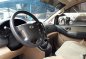 Silver Hyundai Starex 2015 at 42000 km for sale-8