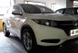 Selling White Honda Hr-V 2015 in Makati -3