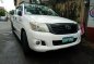 Selling White Toyota Hilux 2012 Manual Diesel -2