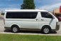 Selling White Toyota Hiace 2011 in Quezon City -1