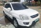 Selling White Kia Sportage 2009 in Talisay-5