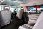 Selling White Toyota Hiace 2016 in Quezon City-8