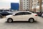 Selling White Honda City 2016 at 73000 km-2