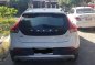 Selling White Volvo V40 2015 Automatic Diesel -1