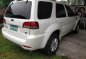 Selling White Ford Escape 2012 at 97000 km-5