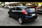 Selling Ford Fiesta 2017 Hatchback Automatic Gasoline at 25878 km -5