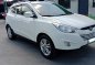 White Hyundai Tucson 2011 at 87000 for sale -0