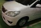 Sell White 2014 Toyota Innova at 85100 km -2