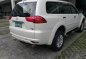 Selling White Mitsubishi Montero sport 2011 at 70000 km-3