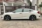 Selling White Honda Civic 2018 Automatic Gasoline at 10000 km-2