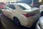 Sell White 2018 Toyota Corolla altis in Quezon City-5