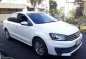 White Volkswagen Polo 2016 at 75000 km for sale -1