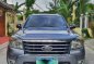Blue Ford Everest 2012 at 70000 km for sale -0