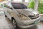 Selling Toyota Innova 2005 at 185000 km-0