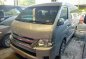 White Toyota Hiace 2018 at 43000 km for sale-1