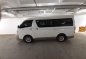 Selling White Toyota Hiace 2015 at 46000 km -1