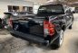 Selling Black Toyota Hilux 2018 Manual Diesel -3
