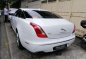 Selling White Jaguar Xj 2015 Automatic Gasoline -2