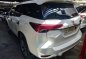 White Toyota Fortuner 2016 for sale in Quezon City-5