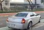 Selling White Chrysler 300c 2007 in Quezon City-4