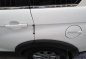 White Chevrolet Captiva 2010 for sale in Automatic-4