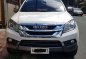 White Isuzu Mu-X 2015 for sale in Marikina-0