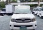 White Toyota Hilux 2009 for sale in Quezon City-0