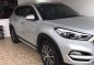 Selling White Hyundai Tucson 2016 in Manila-1