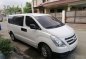 Selling Hyundai Grand Starex 2018 in Manila-3