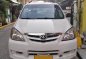 Selling Toyota Avanza 2010 in Makati-1