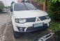 Selling Pearl White Mitsubishi Montero Sport 2012 in Manila-7