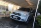 Selling White Ford Everest 2014 Automatic Diesel -1