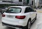 White Mercedes-Benz Glc 200 Automatic 2018 for sale  -2