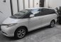 Sell Pearl White 2006 Toyota Previa in San Juan-0