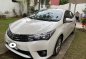 Pearl White Toyota Corolla altis 2015 for sale in Caloocan-0