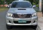 Selling Pearlwhite Toyota Hilux 2013 in Meycauayan-0