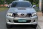 Selling Pearlwhite Toyota Hilux 2013 in Meycauayan-3