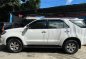 White Toyota Fortuner 2007 for sale in Quezon City-3