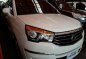 Pearl White Ssangyong Rodius 2017 for sale in Automatic-1