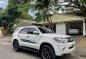 White Toyota Fortuner 2011 for sale in Manila-1