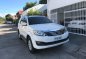 Selling White Toyota Fortuner 2012 in Parañaque-1