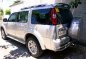 Silver Ford Everest 2014 SUV / MPV for sale in Manila-2